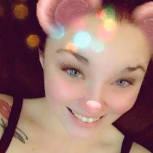 Meet your Posher, Leslie